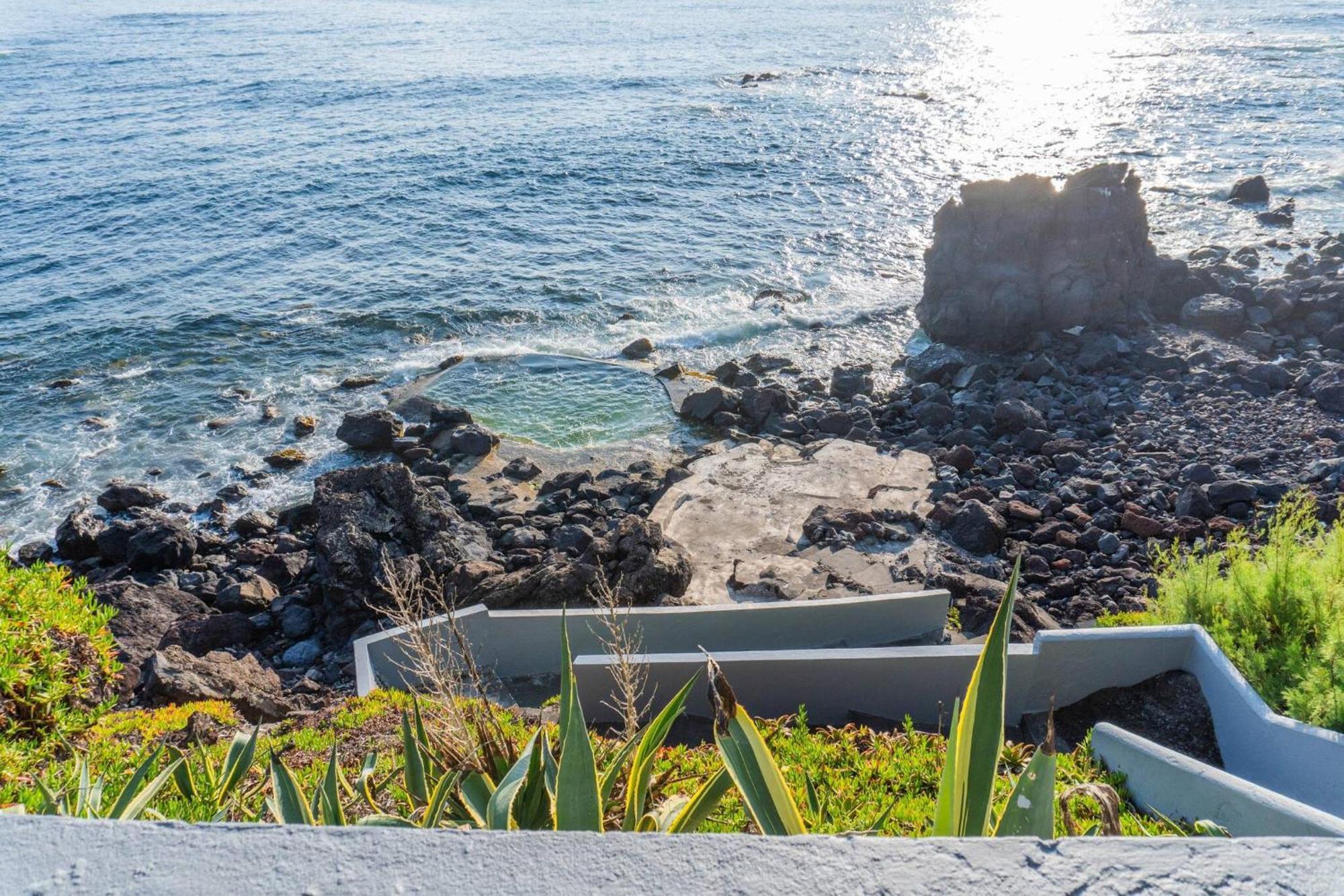 Mosteiros Natural Pool House Exterior foto